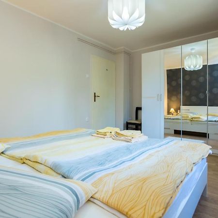 Apartman Marija Leilighet Njivice Eksteriør bilde